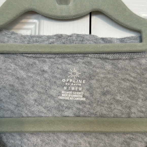 Aerie Offline Gray Cotton Short Sleeve Good Vibes Good Energy Cropped Top - Picture 3 of 3